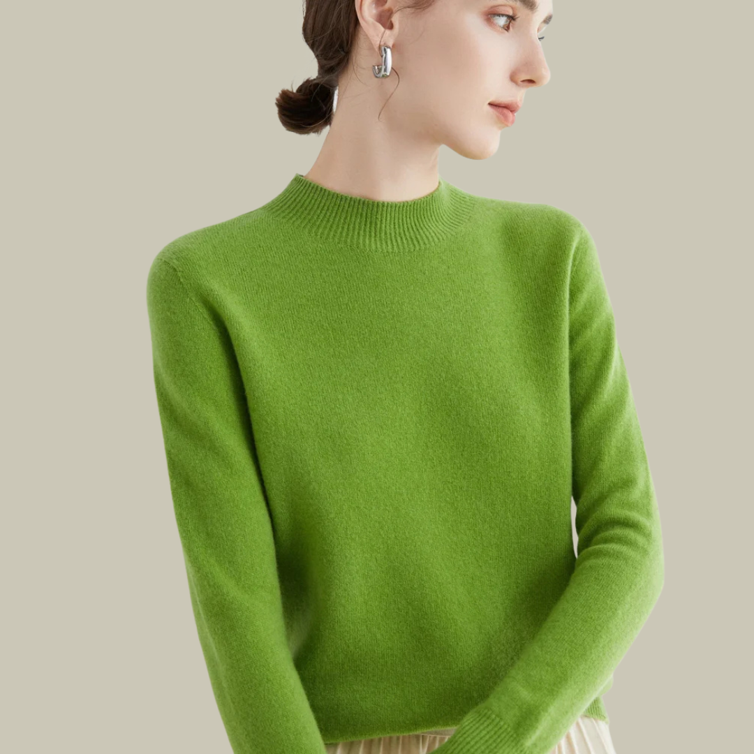 Pull Femme Ajusté en Laine Mérinos à Col Montant 13